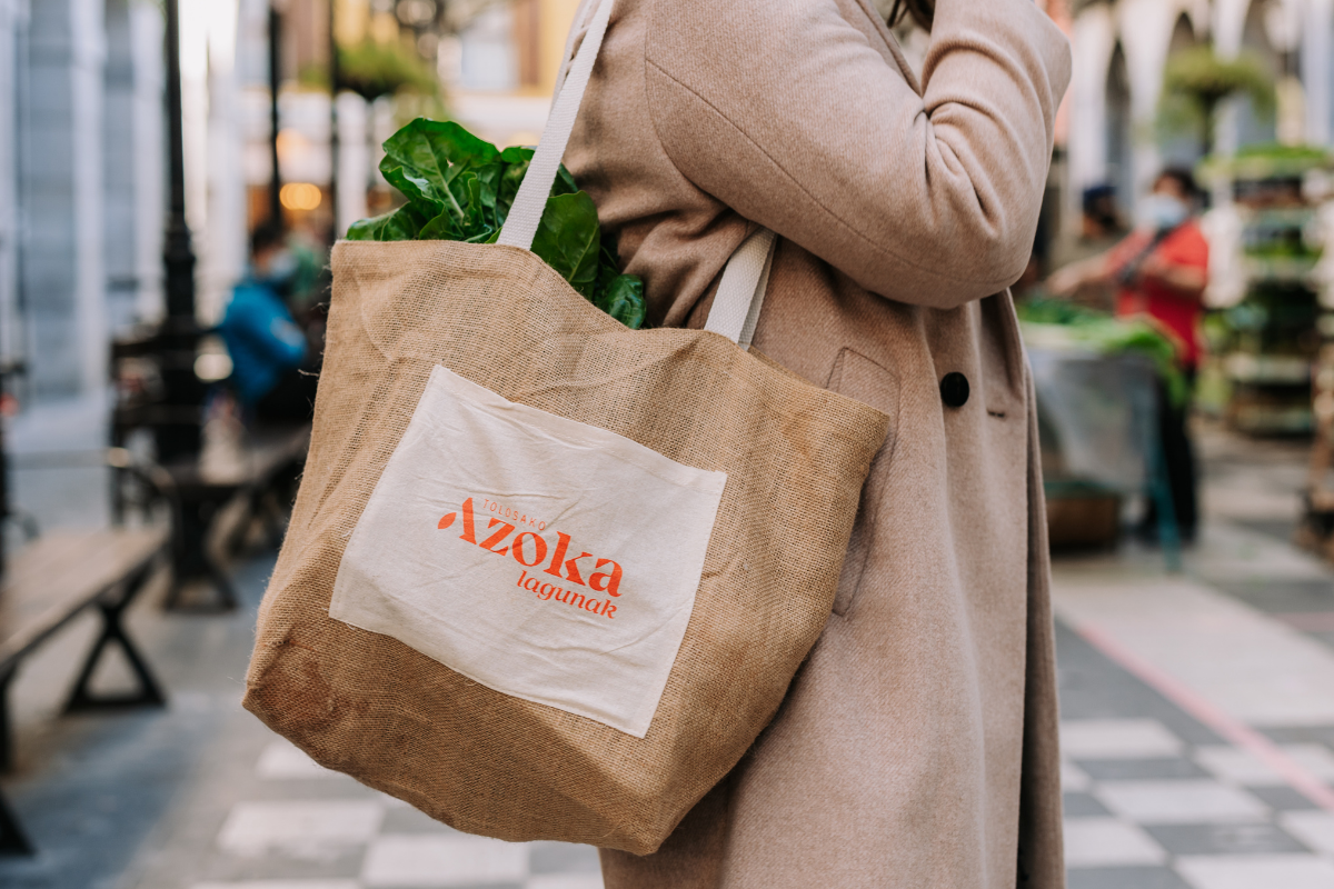 Azoka Lagunak boltsa Tolosa