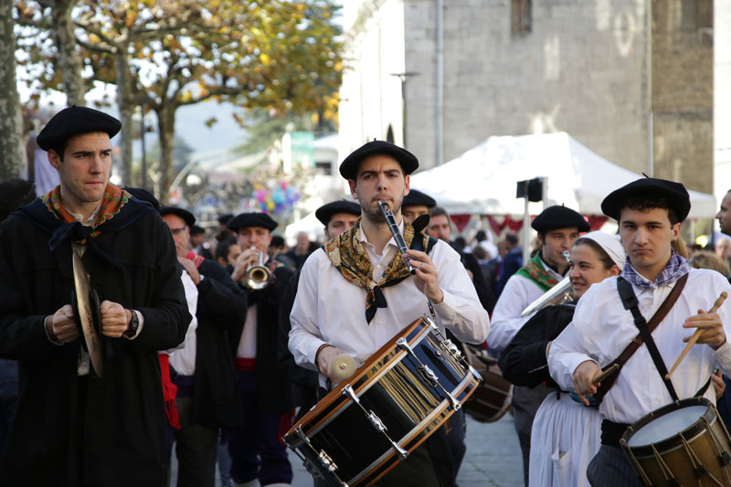 Babarrun festa Tolosa Alubia Fiesta Babarruna Alubias Babarrunak Tolosaldea